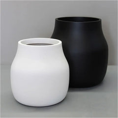 Lightweight Sierra Caneco Pots White and Black Together