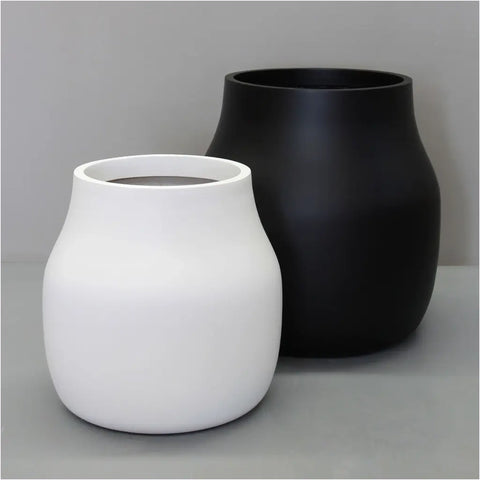 Lightweight Sierra Caneco Pots White and Black Together